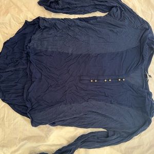 Women’s quarter sleeve shirt lightly worn, thin material bronze button detail